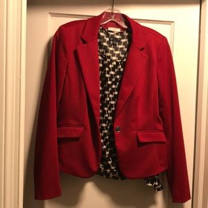 Black/White Gap dress shirt with red Loft blazer